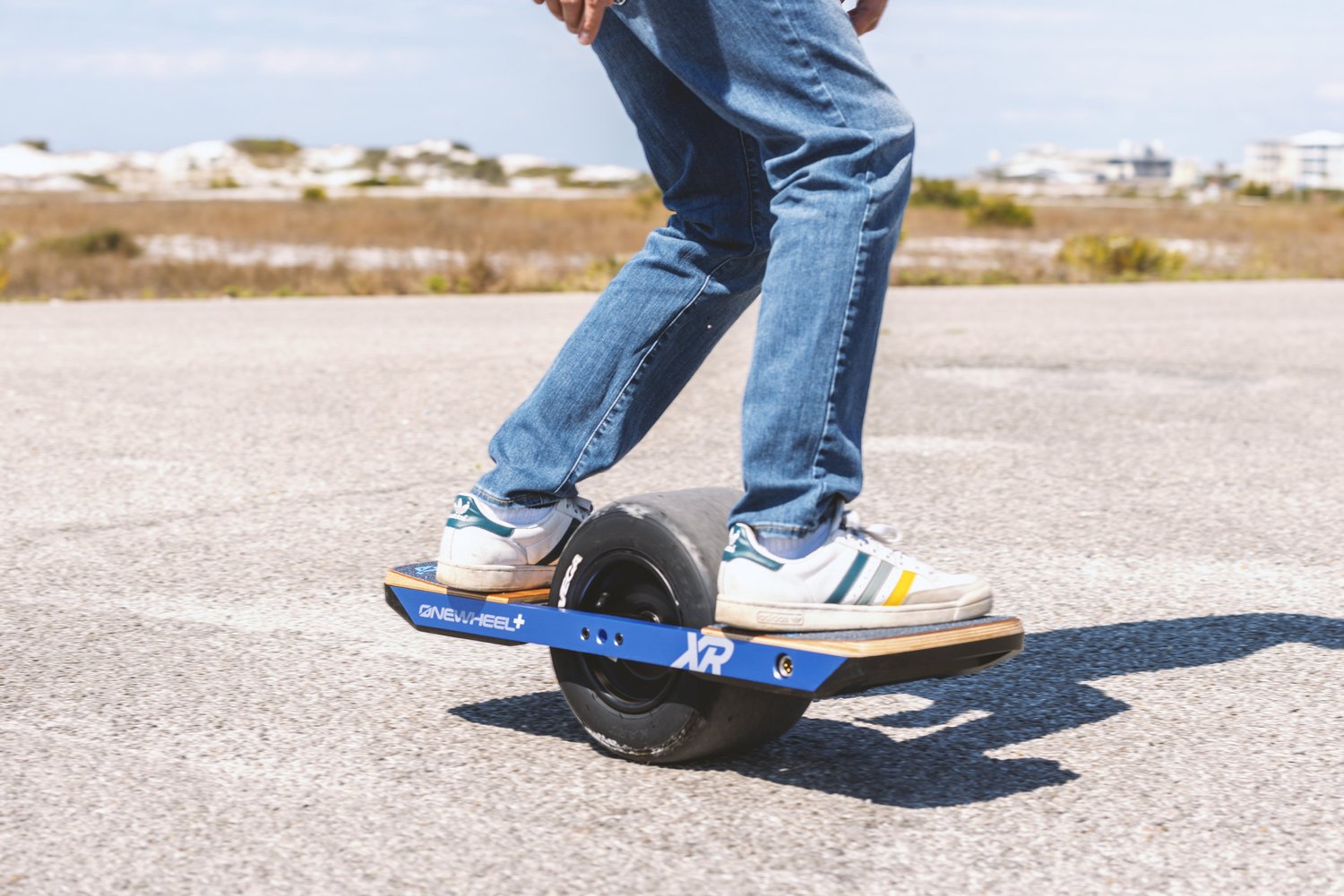 Riding electric boards in the E-Motion community